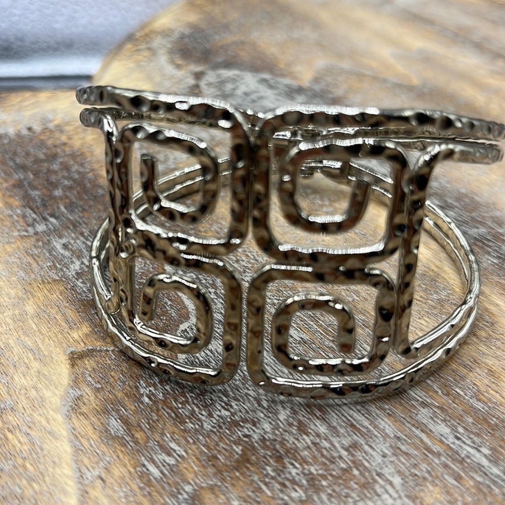 Wide Silver Tone Hammered Swirl Cuff Clamper Bracelet Statement ❤️